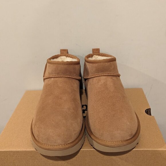 Brand New in Box Ugg Classic Ultra Mini Boots Driftwood - Picture 3 of 6